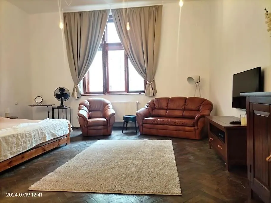 Chilloud - Apartament Na Kazimierzu contacts